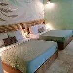 Tauro Black Suites Cerca Al Estadio Atanasio Girardot